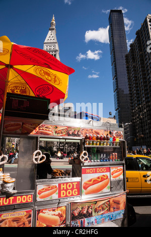 Vendeur de rue Hot Dog Cart, NYC Banque D'Images