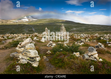 Cairns dans le cercle arctique, Saltfjell, Norway, Scandinavia, Europe Banque D'Images