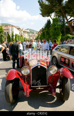 Alfa Romeo 6C 1500 GS, 1933, numéro de départ 57, Claudio Scalise, Daniel Claramunt, course de voitures anciennes ou Mille Miglia 1000 Miglia Banque D'Images