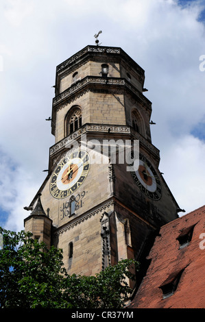 Tour ouest de Schwanenburg, collégiale de la Sainte Croix, Stuttgart, Bade-Wurtemberg, Allemagne, Europe Banque D'Images