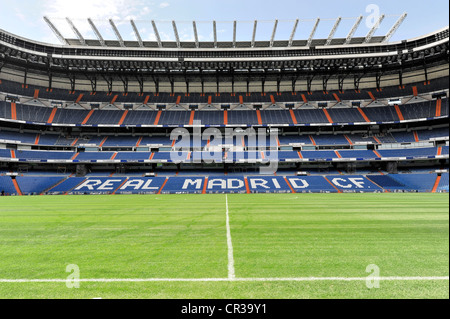 Stand de l'Ouest, Estadio Santiago Bernabeu Stadium football club de football espagnol du Real Madrid, 80, 354 sièges, Madrid, Espagne Banque D'Images