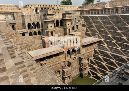 Chand Baori Abhaneri, cage, à Jaipur, Rajasthan, Inde du Nord, Inde, Asie du Sud, Asie Banque D'Images