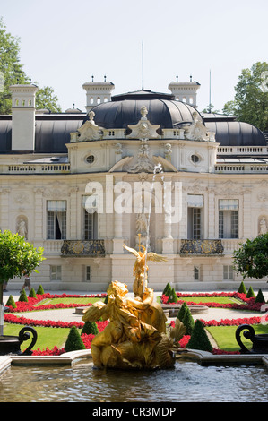 Schloss Le château de Linderhof, Oberammergau, près de l'Allgaeu, Bavaria, Germany, Europe Banque D'Images