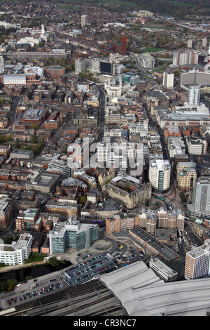 Vue aérienne de la ville de Leeds Leeds avec Station, Park Row, East Parade Banque D'Images