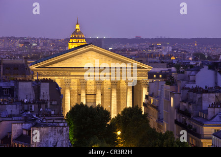 France, Paris, Rue de Lille et la Madeleine Banque D'Images