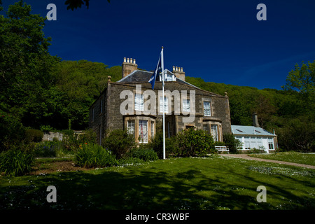 Canna House, ancienne résidence de John Lorne Campbell, maintenant dans le soin de l'ÉNT et une archive précieuse de la culture gaélique Banque D'Images