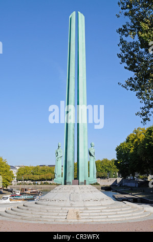 Colonne, mémorial de guerre, Nantes, département de la Loire-Atlantique, Pays de la Loire, France, Europe, PublicGround Banque D'Images