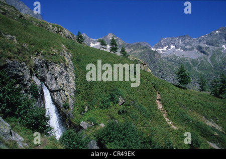 France, Hautes Alpes, Parc National des Ecrins, La Vallée du Valgaudemar, Voile de la mariee (Cascade Cascade Voile de la mariée) Banque D'Images