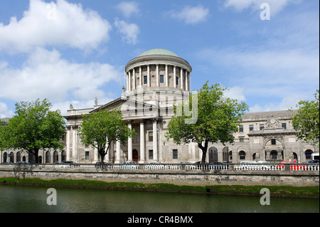 Quatre tribunaux de grande instance sur la rivière Liffey, Dublin, République d'Irlande, Europe Banque D'Images