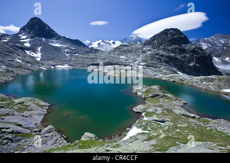 France, Savoie, Meribel, le Parc National de la Vanoise (Parc National de La Vanoise), du Mont Coua lake (2660 m) dominé par la Banque D'Images