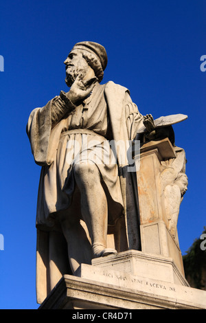 Statue par Parmigianino, Piazzale della Steccata, Parme, Emilie-Romagne, Italie, Europe, PublicGround Banque D'Images