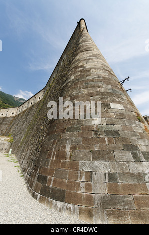 Château de la forteresse d'Exilles Valle di Susa ou Vallée de Susa, province de Turin, Piémont, Italie, Europe Banque D'Images