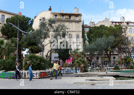 Cours Julien, Marseille, Marseille, Bouches-du-Rhône, France, Europe Banque D'Images