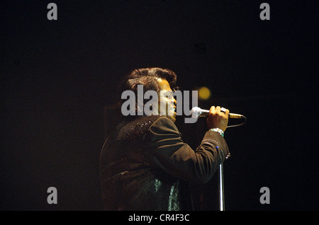 Brown, James, 3.5.1933 - 25.12.2006, musicien américain (chanteur), demi-longueur, sur scène, vers 1992, Banque D'Images