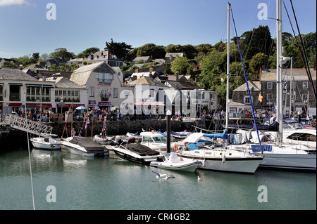 Bateaux dans le port de Padstow Banque D'Images