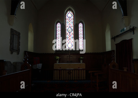 Aspects de l'intérieur de l'église du village de Harley dans le Shropshire, révélant l'un des (11) images liées à cette pousse dans cette charmante église du village anglais. Banque D'Images