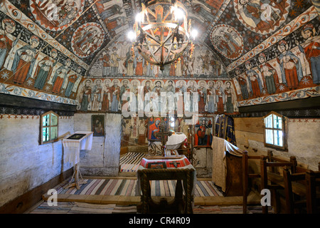 Fresques dans une église en bois, musée en plein air Astra, Sibiu, Roumanie, Europe Banque D'Images