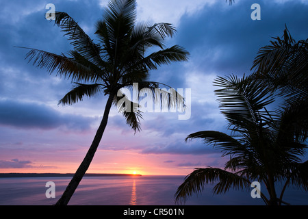 La France, Nouvelle Calédonie, Iles Loyauté, Lifou, Jokin, coucher du soleil Banque D'Images