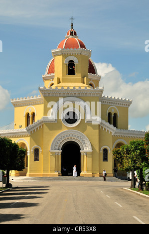 Chapelle du cimetière, cimetière Colon sur Cementerio Cristóbal Colón, nommé d'après Christophe Colomb, La Havane, Cuba, Caraïbes Banque D'Images