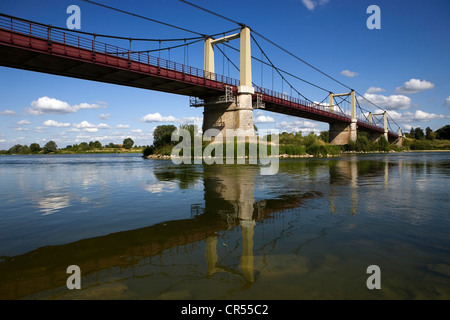 France, Loiret, Meung sur Loire, Loire, patrimoine mondial de l'UNESCO, le pont Banque D'Images