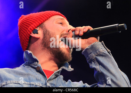 Arnim Teutoburg-Weiss l'exécution, le chanteur du groupe de rock de Berlin les Beatsteaks, Filmnaechte am Elbufer Dresden, festival Banque D'Images