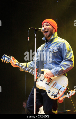 Arnim Teutoburg-Weiss l'exécution, le chanteur du groupe de rock de Berlin les Beatsteaks, Filmnaechte am Elbufer Dresden, festival Banque D'Images