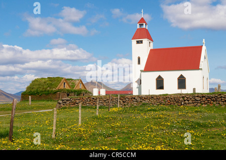 L'Islande, Nordurland Eystra Région, Möðrudalur (Modrudalur), ferme traditionnelle et de l'église Banque D'Images