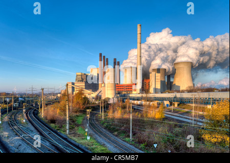 Braunkohlekraftwerk Neurath, centrale électrique au lignite, Grevenbroich, Rhénanie du Nord-Westphalie, Allemagne, Europe Banque D'Images