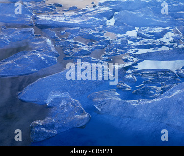 La glace d'Brigsdalsbreen, Briksdalsbreen glacier, l'un des bras du Glacier Jostedal, Jostedalsbreen, Sogn og Fjordane, Norvège Banque D'Images