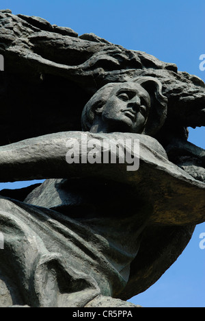 Pologne, Varsovie, monument dédié au compositeur Frédéric Chopin, oeuvre de sculpteur Waclaw Szymanowski, situé à l'intérieur Banque D'Images