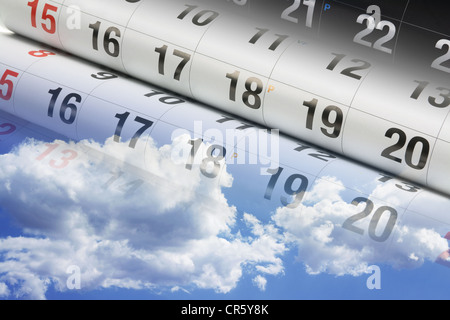 Nuages et calendrier Banque D'Images