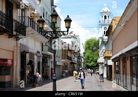 Rue commerçante, Calle El Conde, Santo Domingo, République dominicaine, Caraïbes Banque D'Images