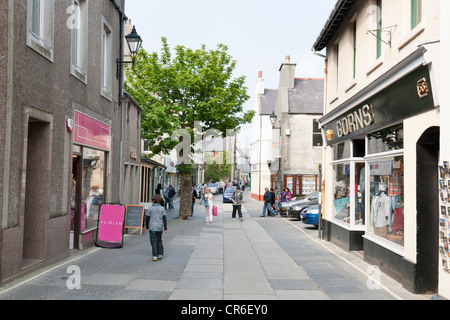 Une scène de rue en milieu urbain sur les îles Orkney Kirkwall Banque D'Images