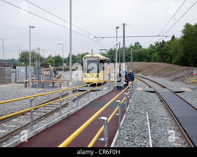 Les oreillons Oldham Metrolink temporaire s'arrêter. Oldham, grand Manchester, UK Banque D'Images