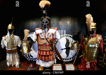 Armures et armes des gladiateurs Romains, des guerriers et des esclaves, exposition spéciale au Colisée, Rome, Latium, Italie Banque D'Images