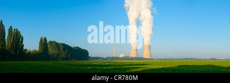 Centrale nucléaire de Grafenrheinfeld, Franconia, Bavaria, Germany, Europe Banque D'Images