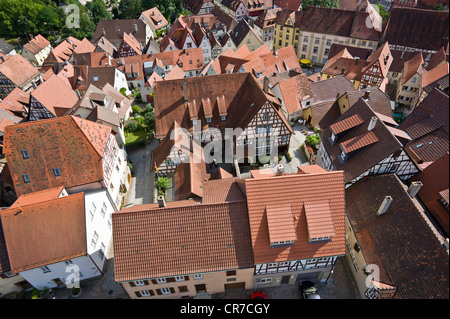 Vue sur centre historique de la ville de Blue Tower, Bad Wimpfen, Neckartal, Bade-Wurtemberg, Allemagne, Europe Banque D'Images