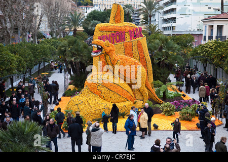 France, Alpes Maritimes, Menton, Jardin Bioves, Fete du Citron 2010, le thème du festival est Menton n Banque D'Images