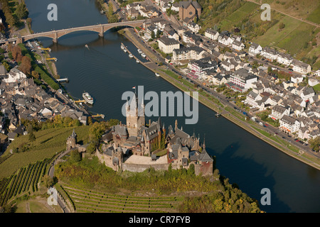 Vue aérienne, Cochem château impérial, Moselle, Cochem, Eifel, Rhénanie-Palatinat, Allemagne, Europe Banque D'Images