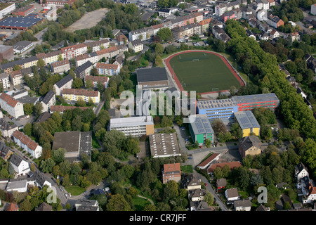 Vue aérienne, panneaux solaires sur les toits, dans les écoles professionnelles, Husemannstrasse Witten, Ruhr, Rhénanie du Nord-Westphalie Banque D'Images