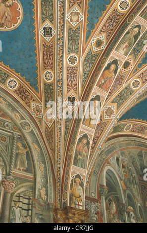 Italie, Toscane, Sienne, Patrimoine Mondial de l'UNESCO, l'ancien hôpital de Santa Maria della Scala, salle Pellegrinaio, plafond et d'Arches Banque D'Images