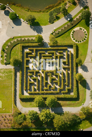 Vue aérienne, labyrinthe, Centro-Park amusement park, Oberhausen, Ruhr, Nordrhein-Westfalen, Germany, Europe Banque D'Images