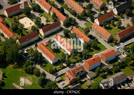 Vue aérienne, la ligne du logement résidentiel, Heessen, Bahnhofstrasse 32, Hamm, Ruhr, Nordrhein-Westfalen, Germany, Europe Banque D'Images