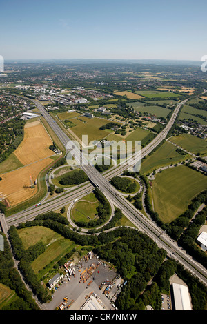 Vue aérienne, l'autoroute A45 et A40 de l'Autoroute, Université de Dortmund, TechnologieZentrum Dortmund, technology center Banque D'Images