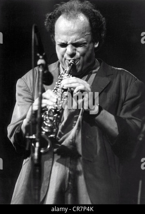 Roos, Toon, * 11.4.1964, musicien néerlandais (saxophone de jazz), demi-longueur, sur scène, Mannheim, 1992, XXe siècle, musicien de jazz, instrument de musique, instruments de musique, instruments de musique, sax, saxophones, saxophone ténor, saxophone ténor, faire de la musique, jouer de la musique, jouer de la musique, faire de la musique, jouer de la musique, jouer, jouer de la musique, jouer de la musique debout, microphone, microphones, , Banque D'Images