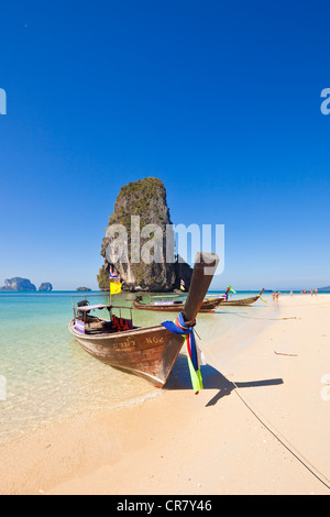 La Thaïlande, la province de Krabi, Railay, la Hat Tham Phra Nang Beach Banque D'Images