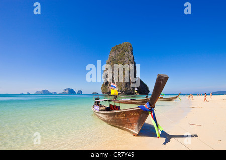 La Thaïlande, la province de Krabi, Railay, la Hat Tham Phra Nang Beach Banque D'Images