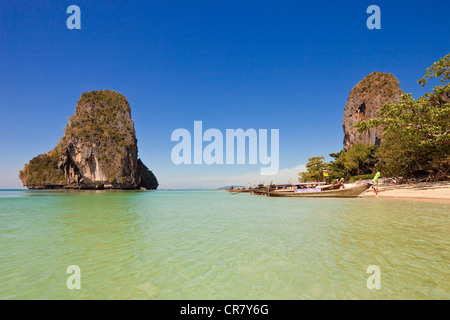 La Thaïlande, la province de Krabi, Railay, la Hat Tham Phra Nang Beach Banque D'Images