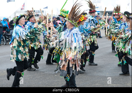 Cornwall, England, UK - Royal Cornwall Show 2012 - traditionnellement danseurs Cornouaillais Banque D'Images