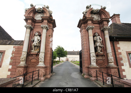 Porte d'entrée au château Schloss Corvey, ancienne abbaye, Hoexter, Suède, la région Rhénanie du Nord-Westphalie, Allemagne, Europe Banque D'Images